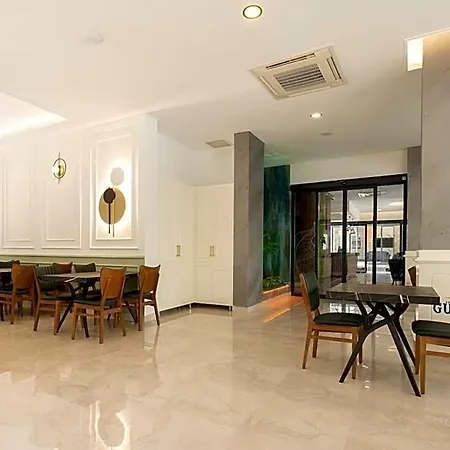 Gurses Life Apartmanhotel 4*