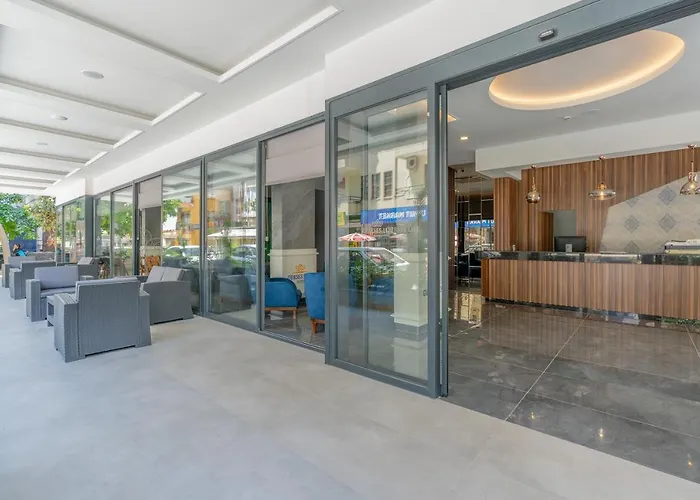 Aparthotel Gurses Life 4*