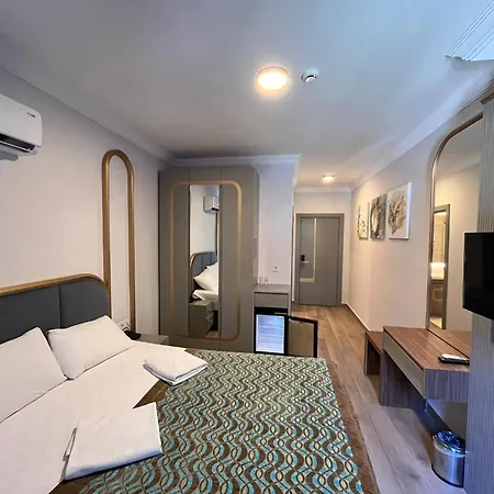 Aparthotel Gurses Life 4*